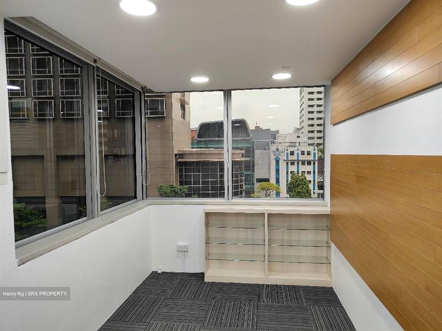 Odeon Towers (D7), Office #503393041